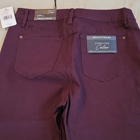 Royalty For Me Burgandy pants/sizeL - Picture 4 of 5